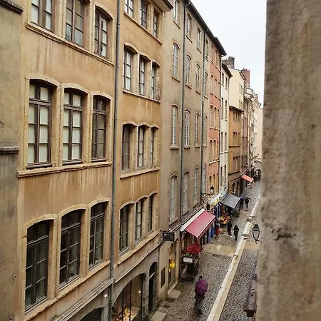 아파트 La Fenetre Saint Jean *